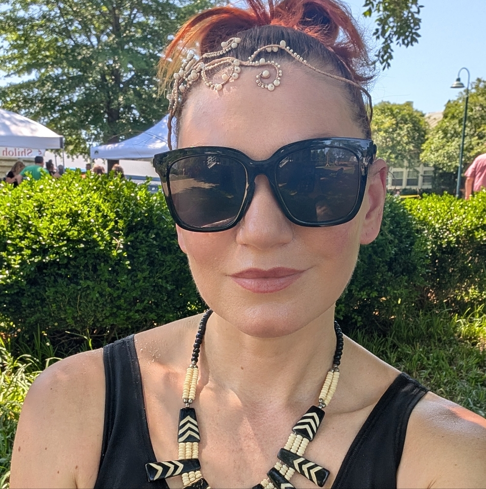 Meet your Posher, Abuliac